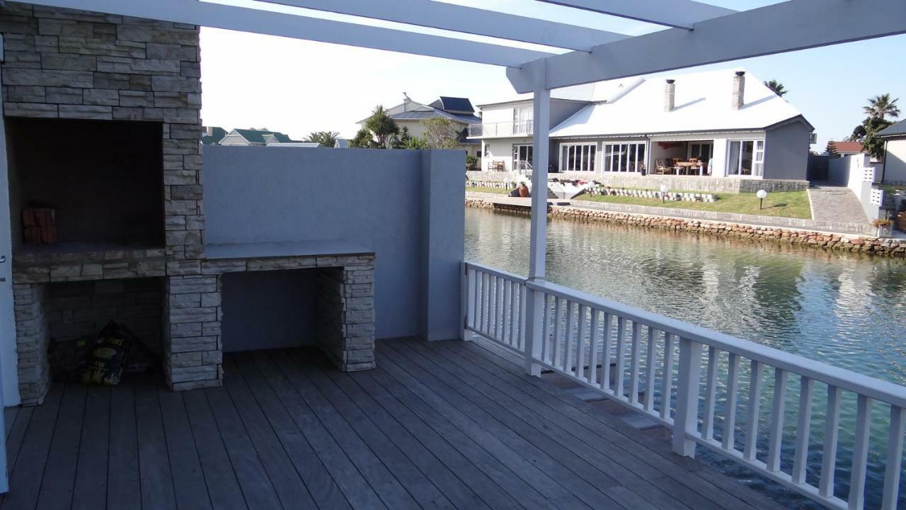 Waterside Living Can05 เจฟฟรีส์เบย์ ภายนอก รูปภาพ
